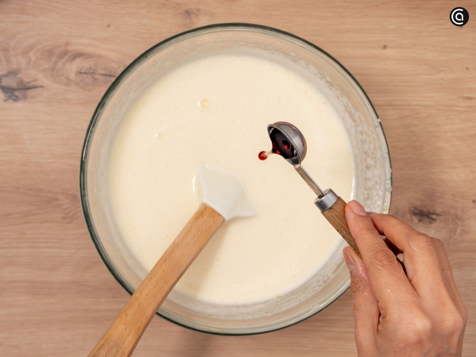 Añade una cucharadita de vainilla