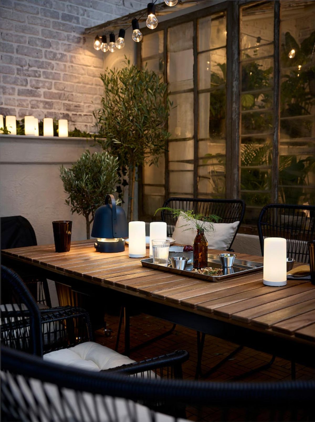 Comedor con mesa extensible VÄSMAN.