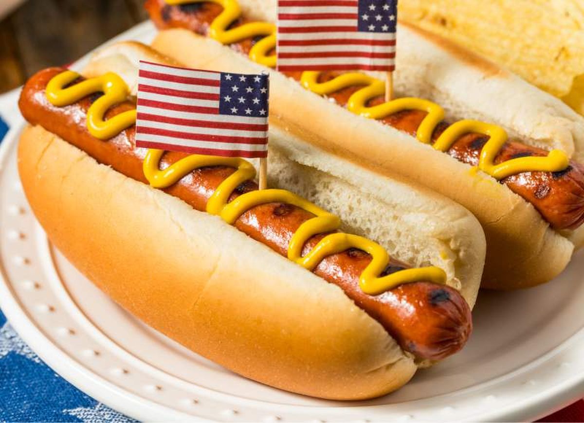 Perritos calientes con mostaza