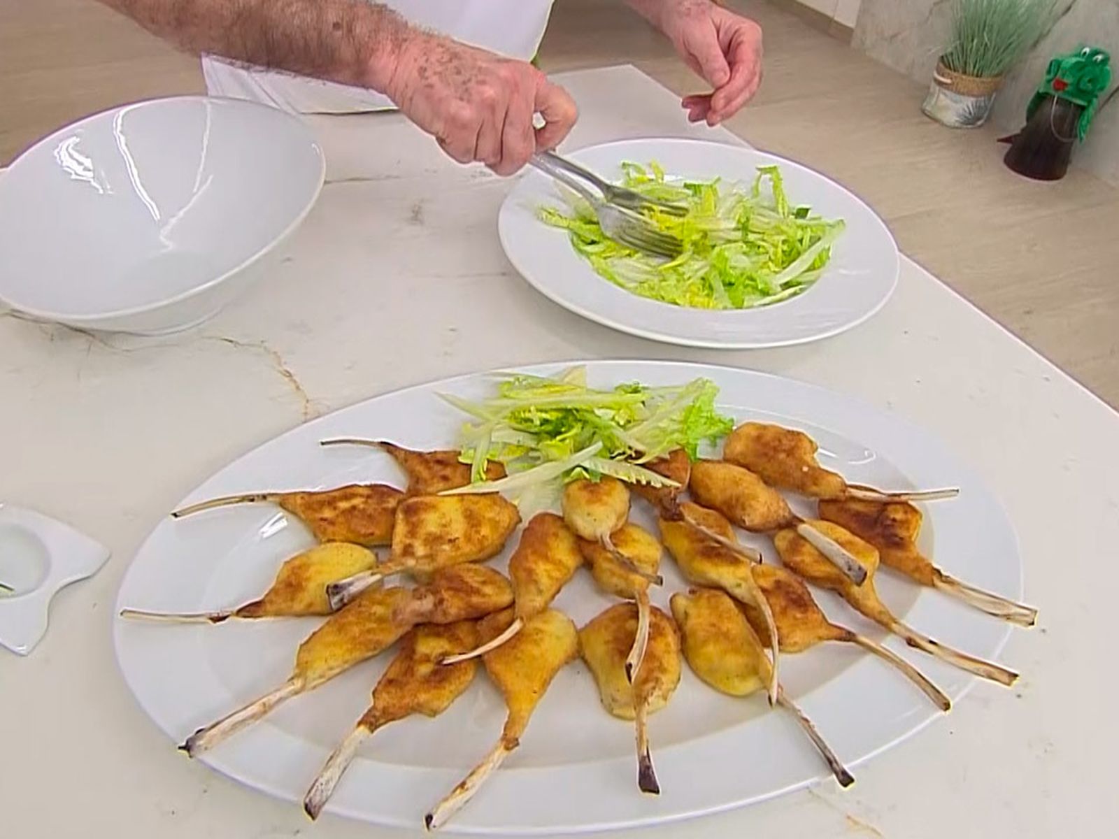 KARL66770321 chuletillas de cordero villeroy receta karlos arguinano paso5