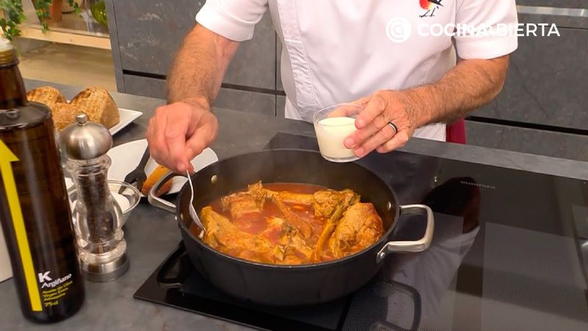 Dale un hervor hasta que espese o ligue