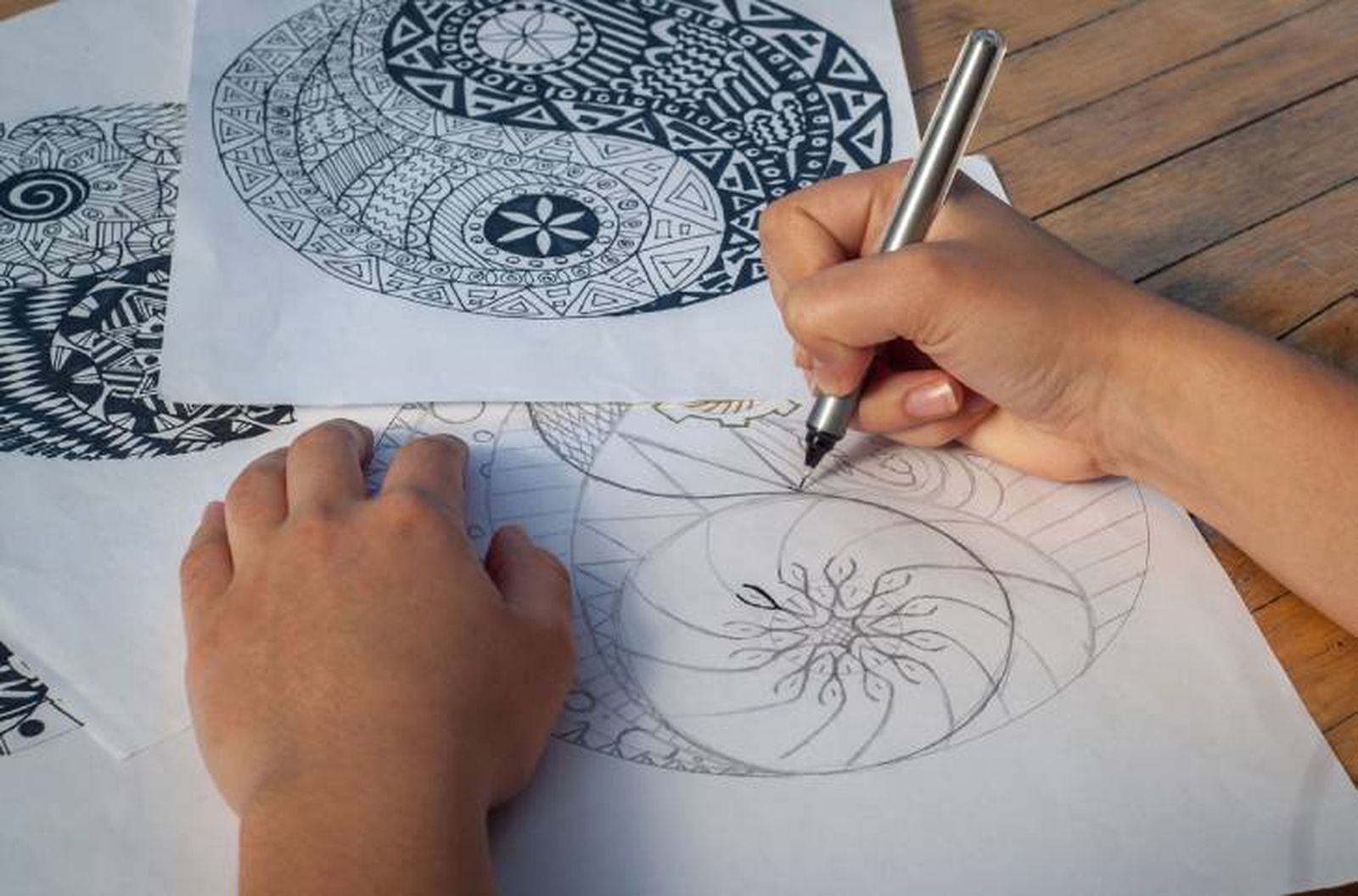 como dibujar mandala a mano como dibujar mandala a mano