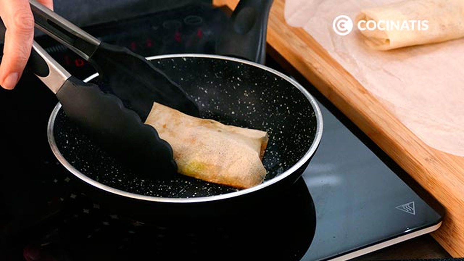 Receta de rollitos de gambas y aguacate paso 6 Receta de rollitos de gambas y aguacate paso 6