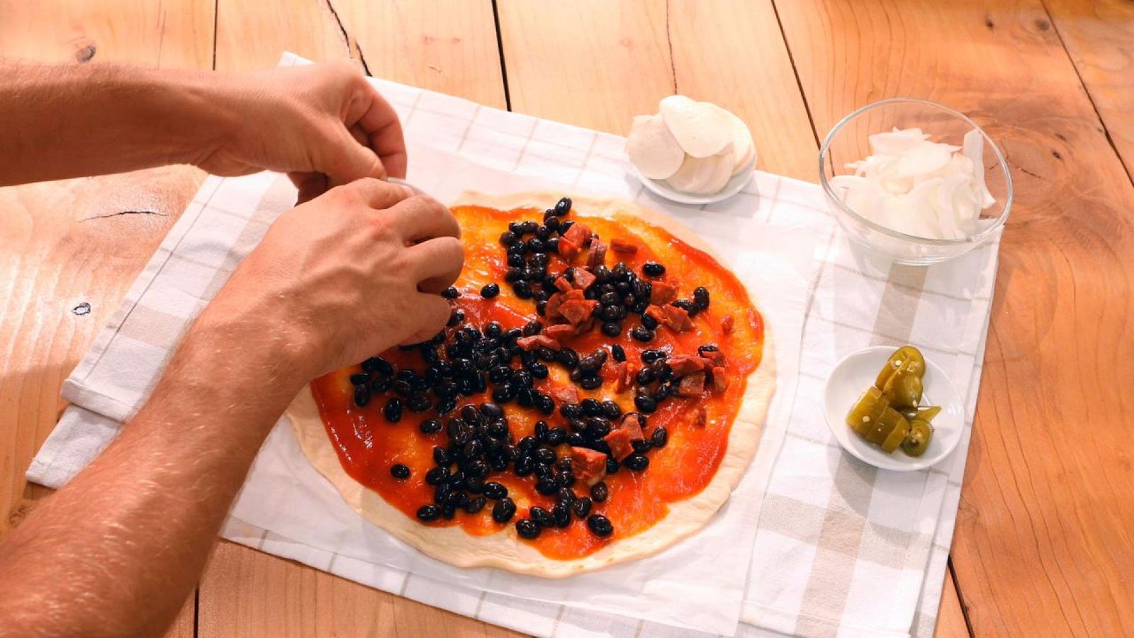 Pizza ranchera Paso 3 Pizza ranchera Paso 3