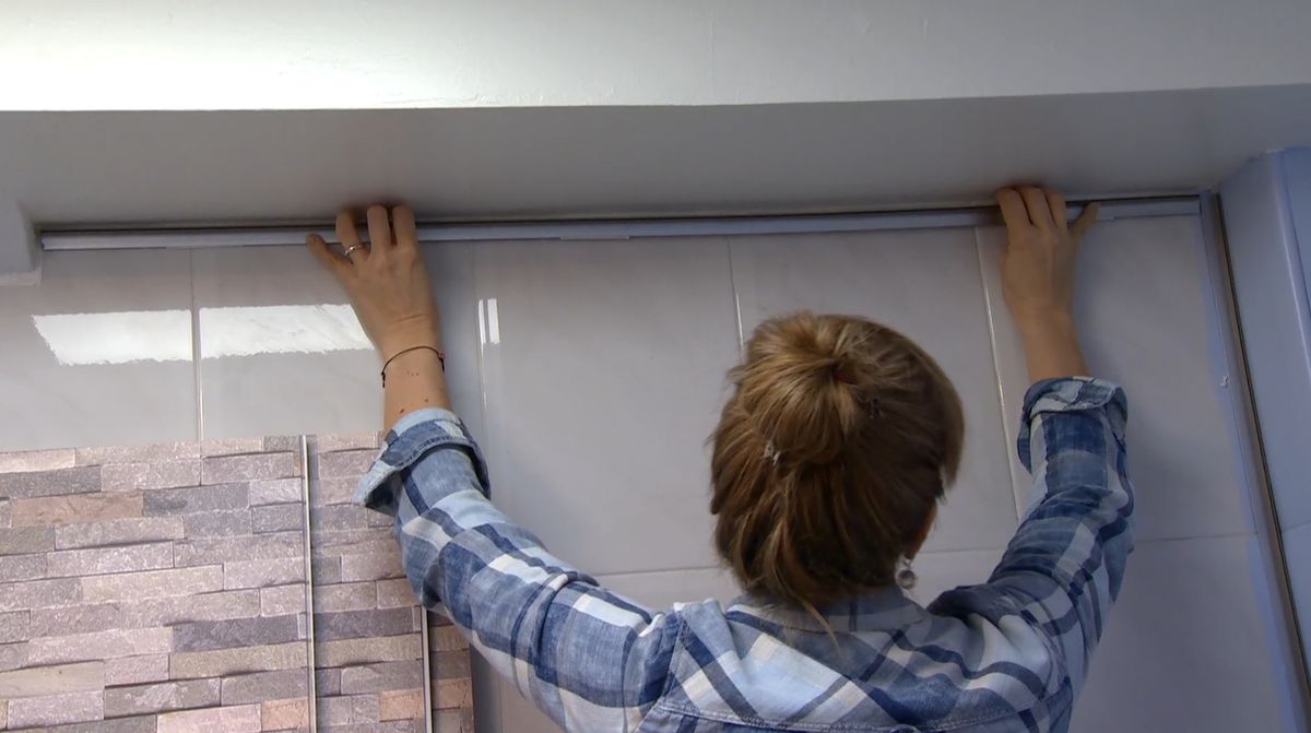 Baño rústico y luminoso paso 4