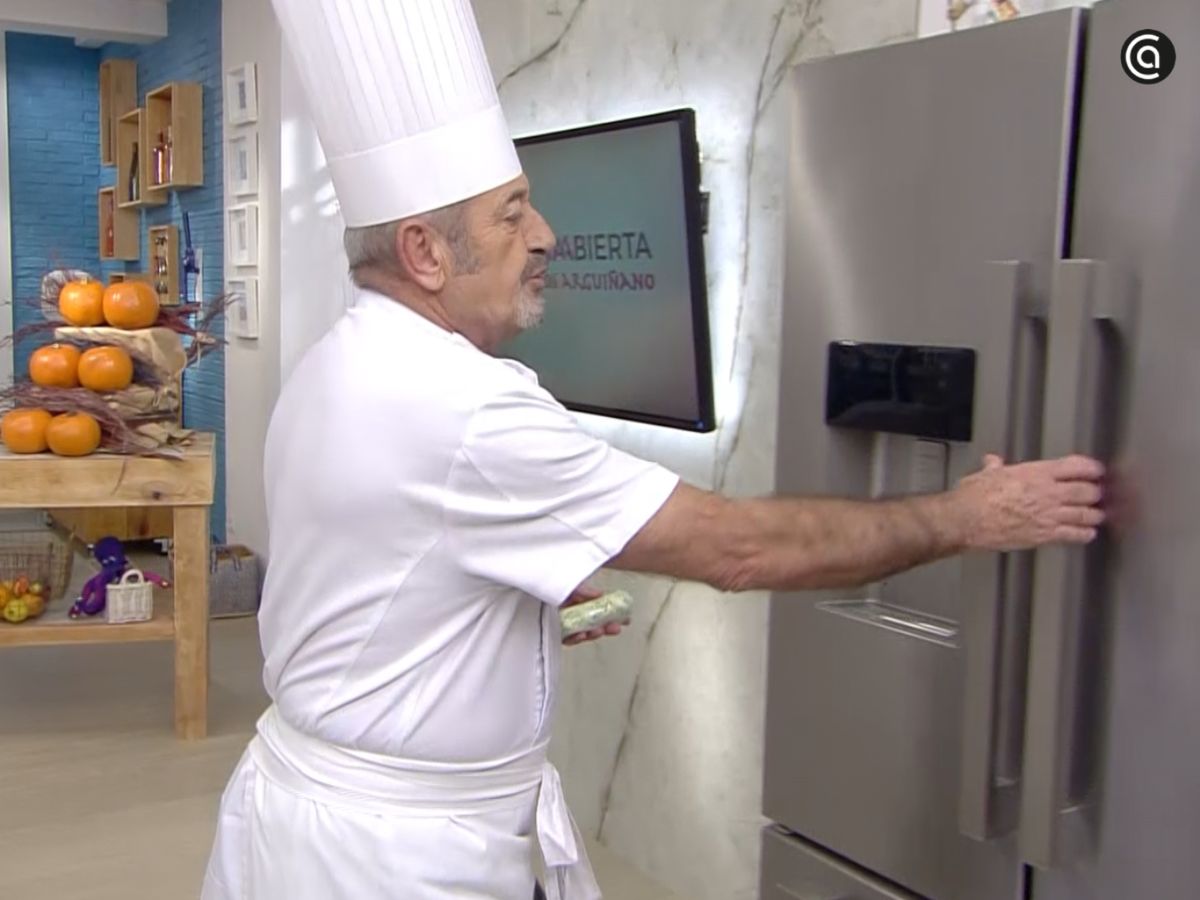 El reposo en frío es clave para poder cortar rodajas limpias y regulares.