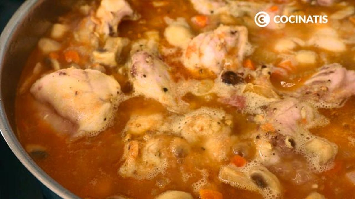 Receta de carne de conejo troceada a la cazadora  paso 6