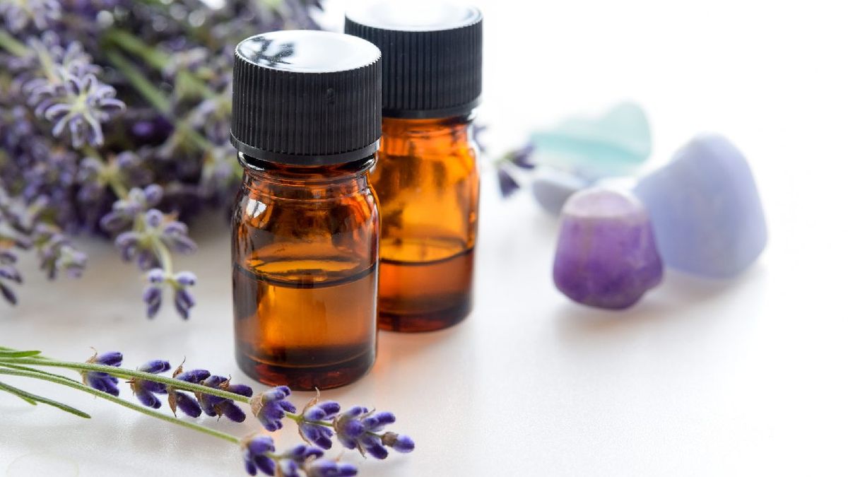 La lavanda tiene múltiples propiedades beneficiosas para la piel y el cabello