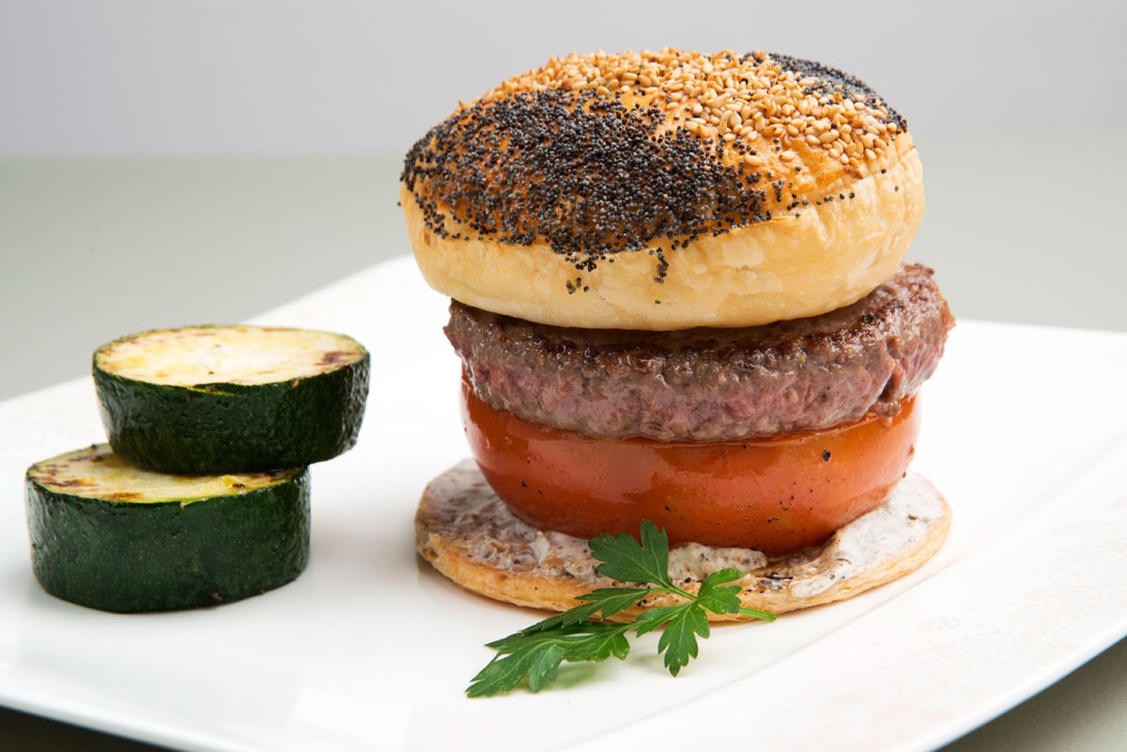 5561 1 Hamburguesa en hojaldre (946) xl