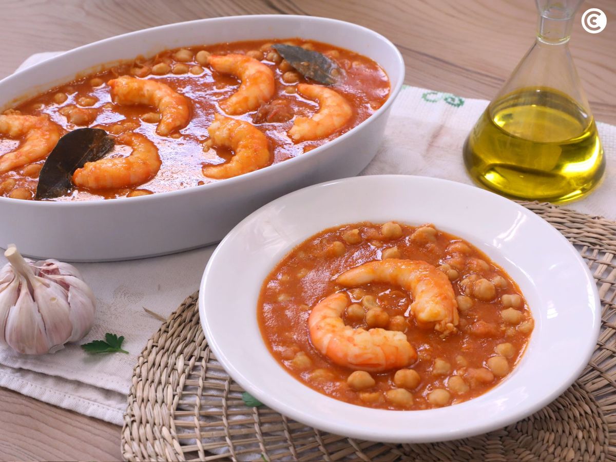 Garbanzos con langostinos