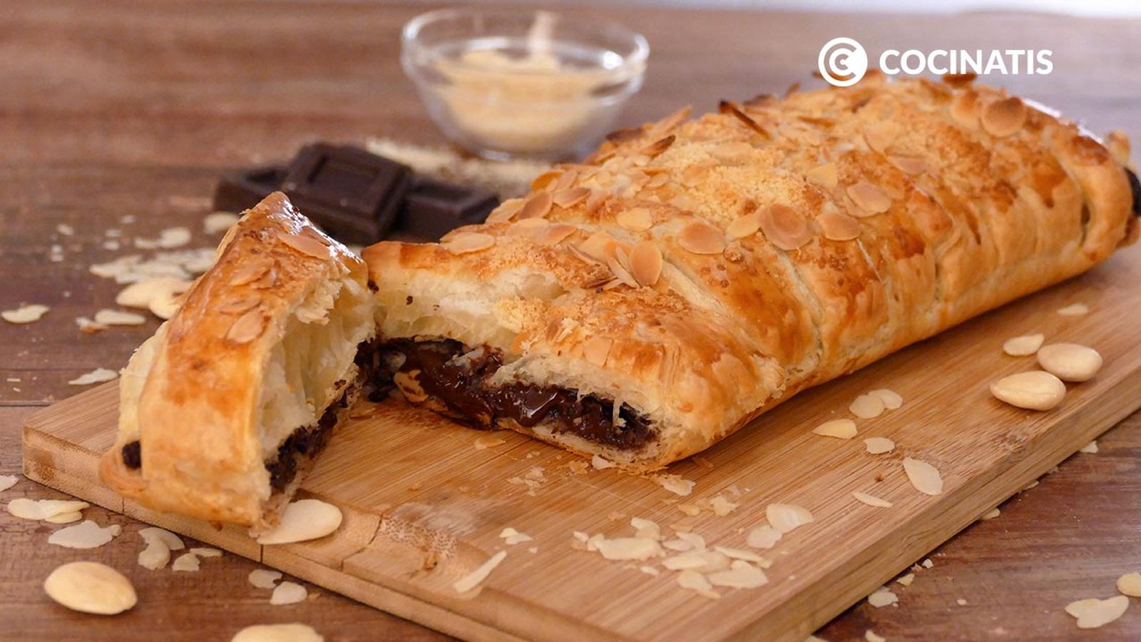 Trenza de hojaldre y chocolate
