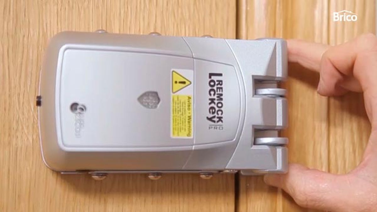 Instalar cerradura de seguridad invisible paso 5