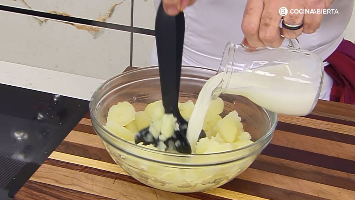 KARL7054 Cabezada cerdo asada pure patata paso 4