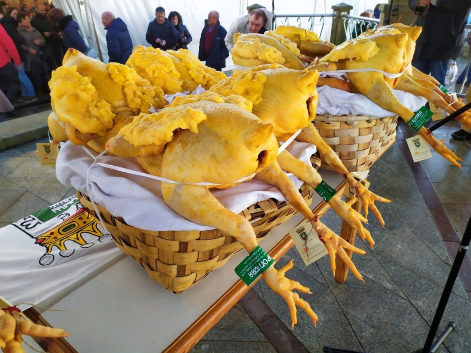 La Feria del Capón de Vilalba, en Lugo, es todo un referente gastronómico en diciembre.
