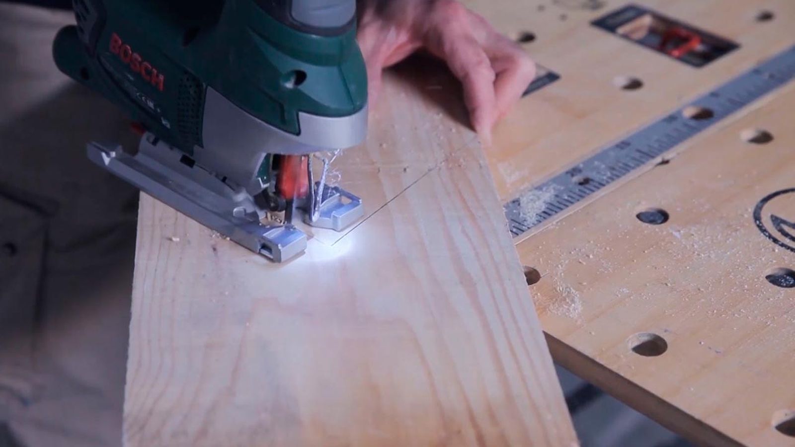 Cómo hacer un cuelga llaves con forma de casa paso 1 Cómo hacer un cuelga llaves con forma de casa paso 1