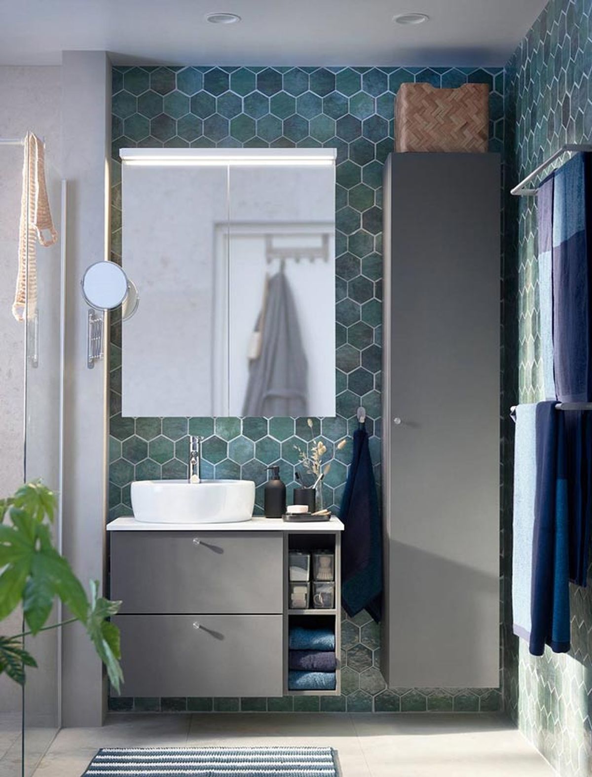 Claves para decorar un baño pequeño moderno y funcional 8