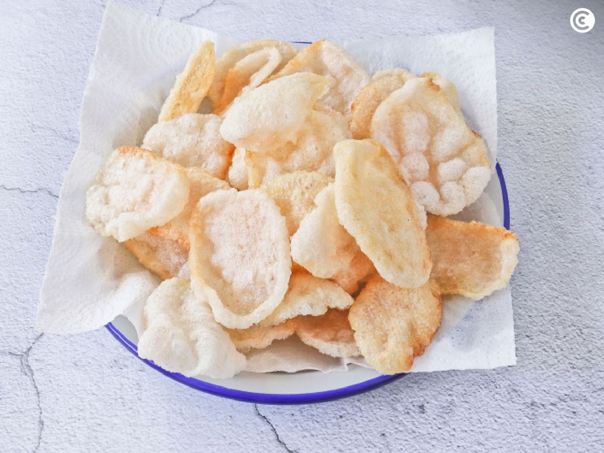 Freír el pan de gambas