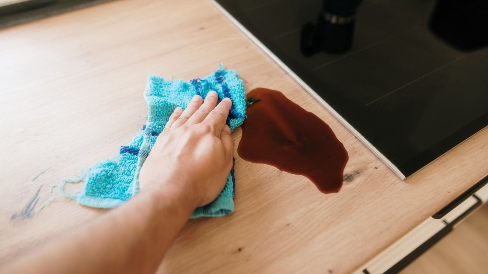 limpiar encimera cocina
