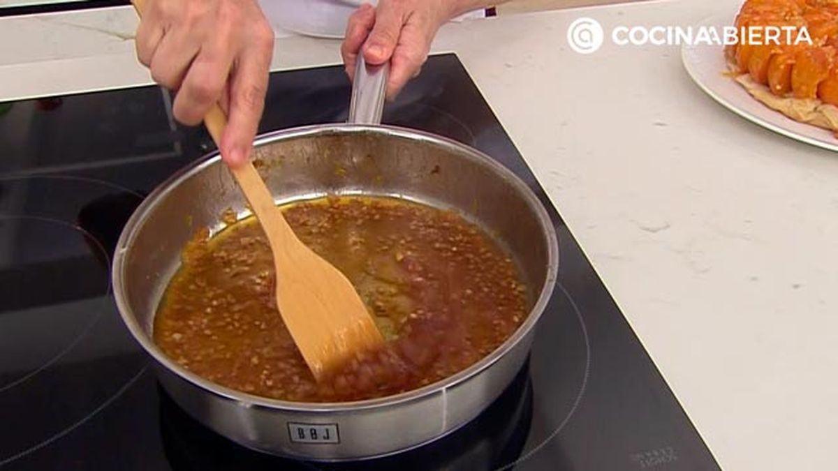 tarta tatin de albaricoques receta autentica eva arguinano karl7810321 paso5