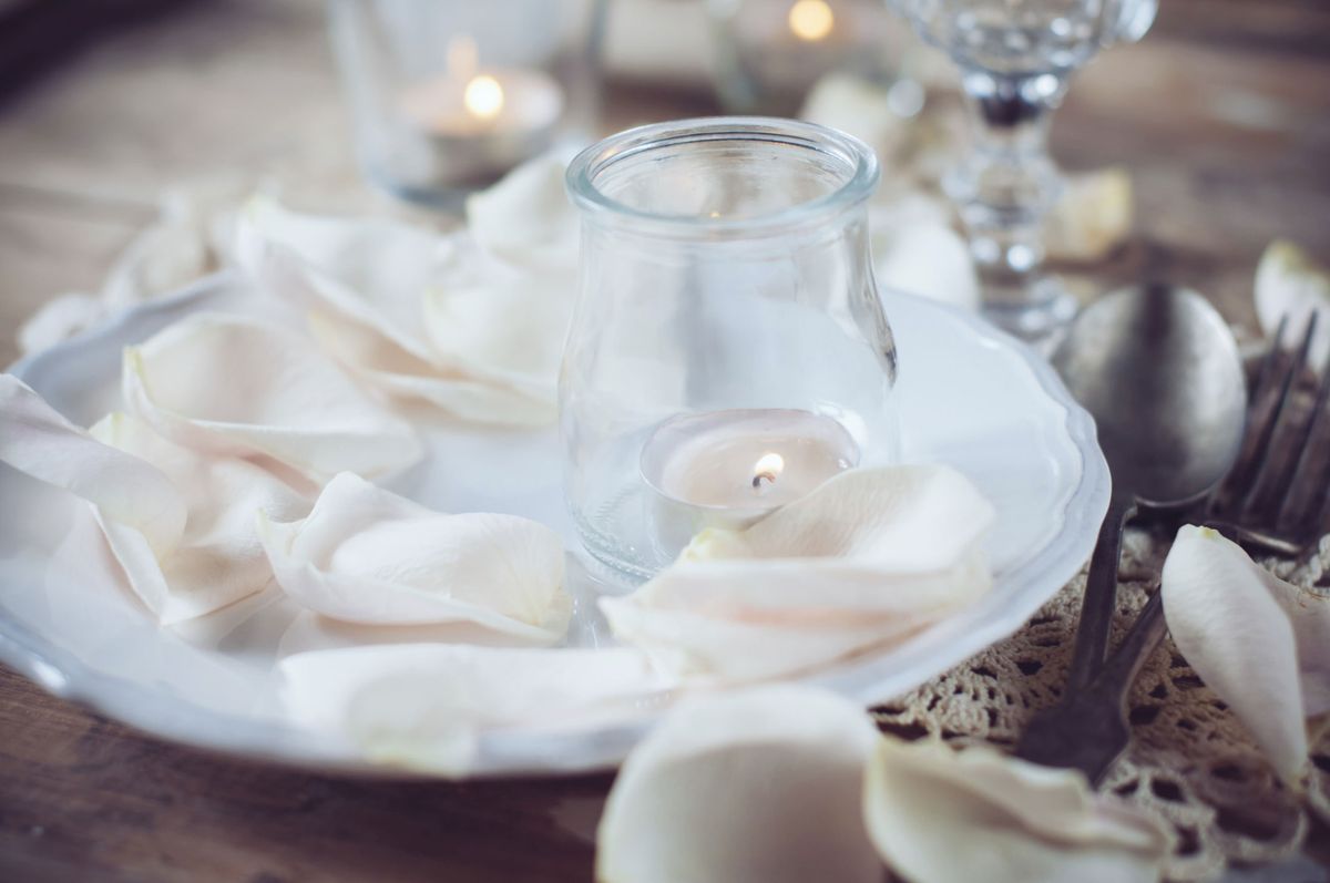 Decoración romántica para mesas 11