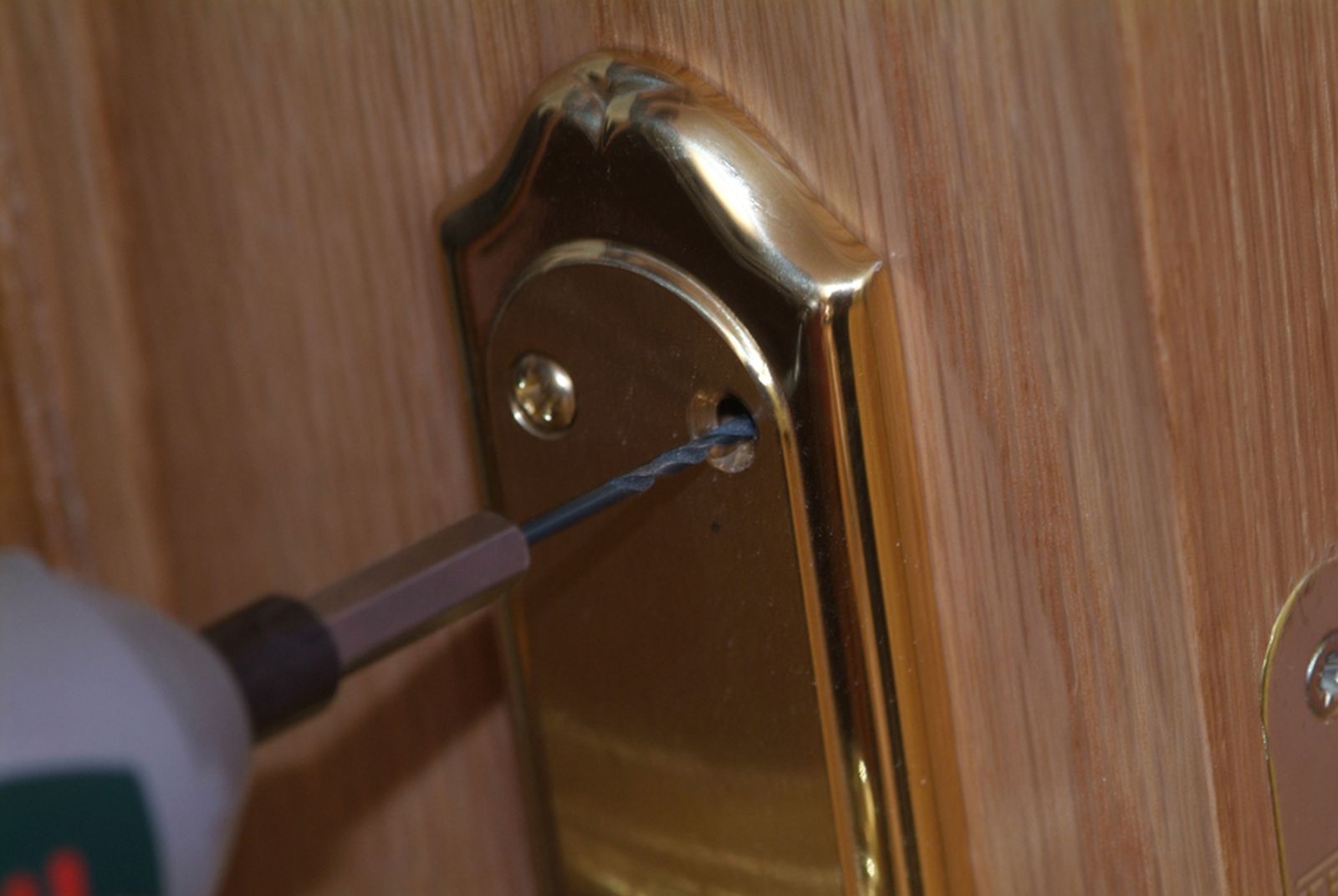 Cómo colocar una puerta paso 10 Cómo colocar una puerta paso 10