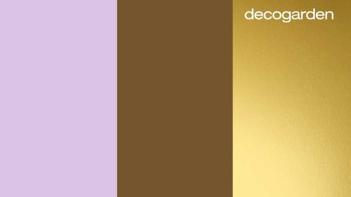 Lavanda, marrón chocolate y dorado, colores que combinan con el rosa frambuesa.