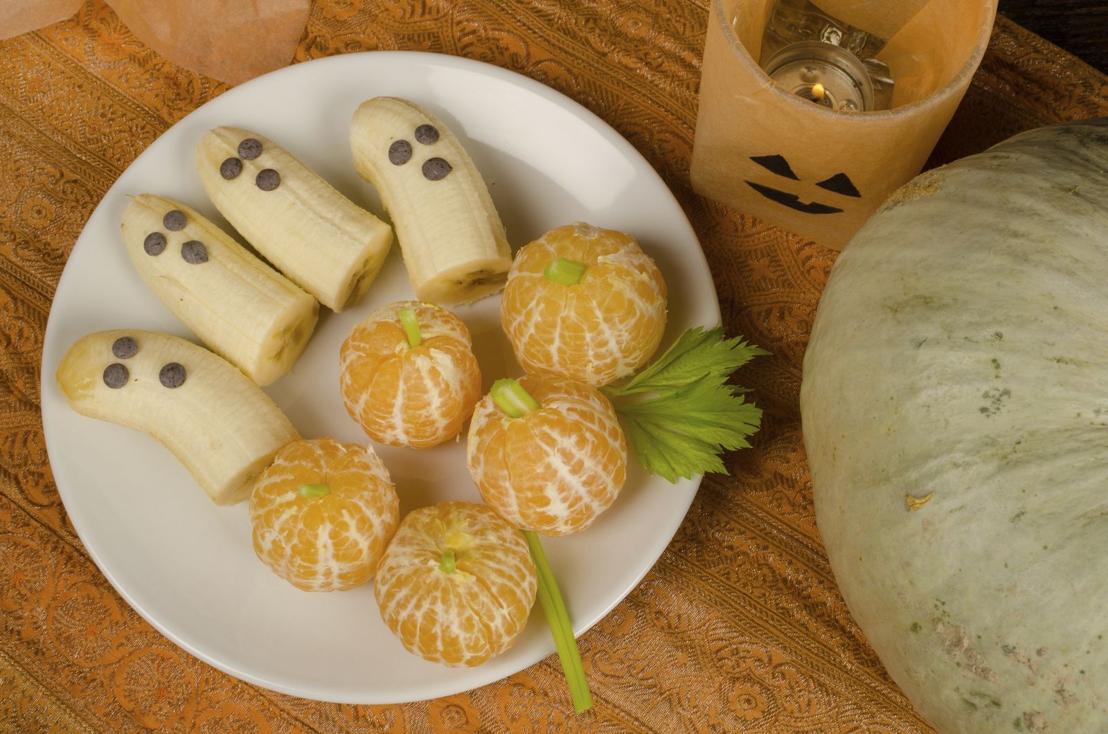 Plátanos fantasma y falsas calabazas Plátanos fantasma y falsas calabazas