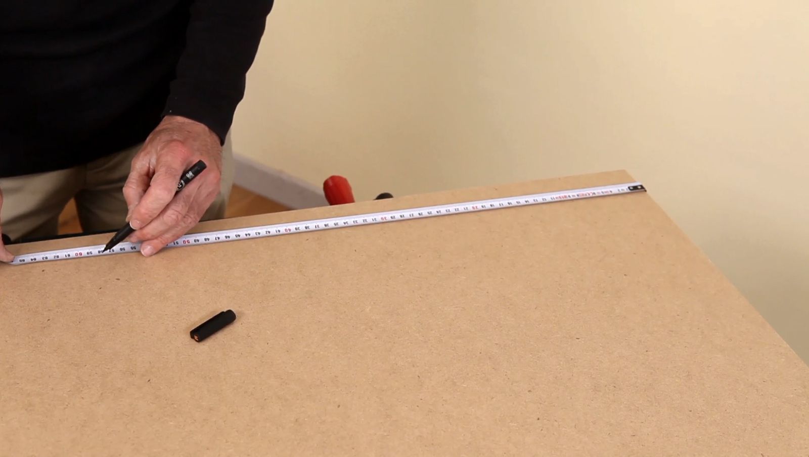 Hacer una pizarra de tiza con una caja de madera paso 1 Hacer una pizarra de tiza con una caja de madera paso 1