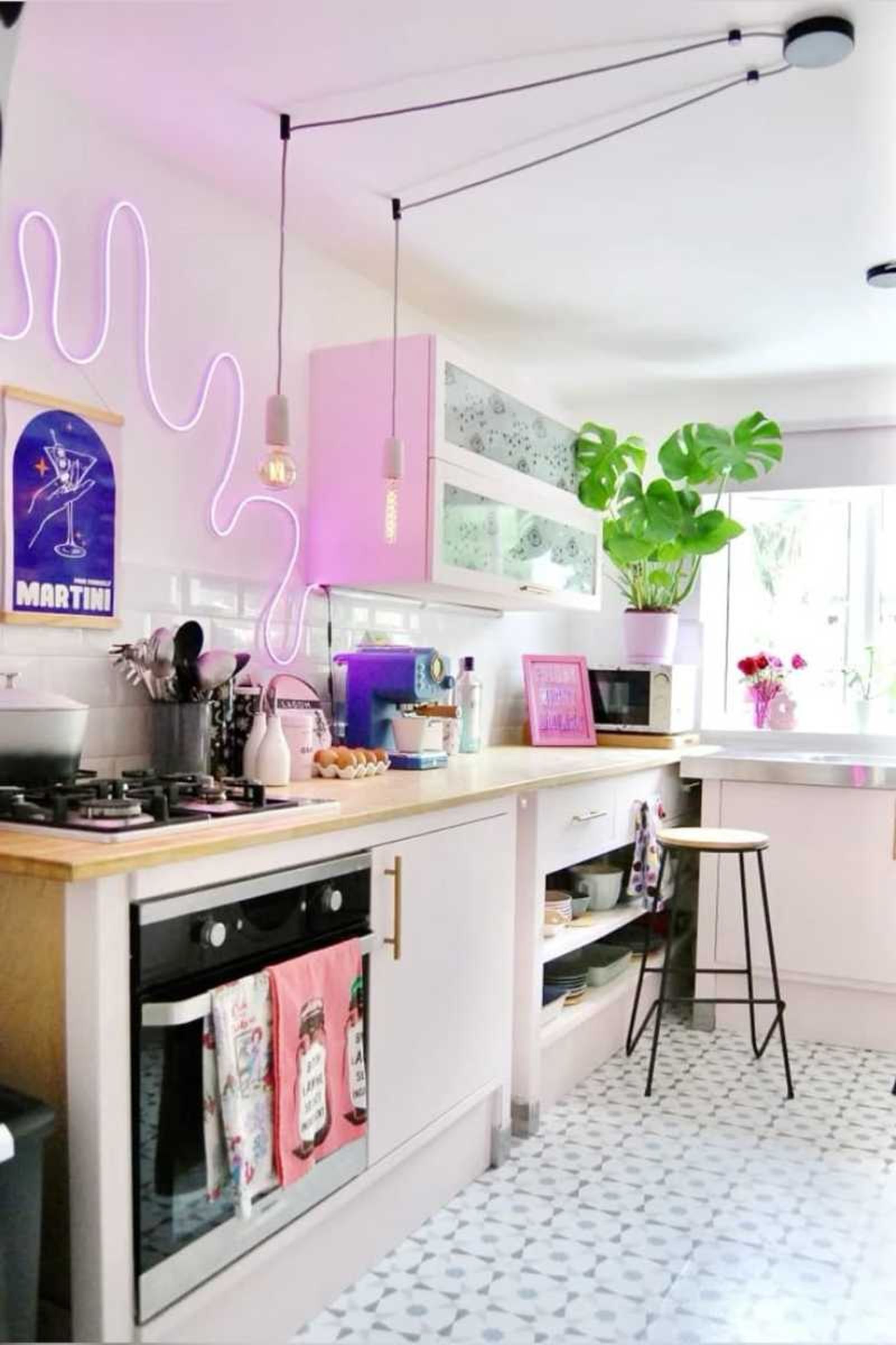 Cocina de estilo disco aesthetic. Cocina de estilo disco aesthetic.