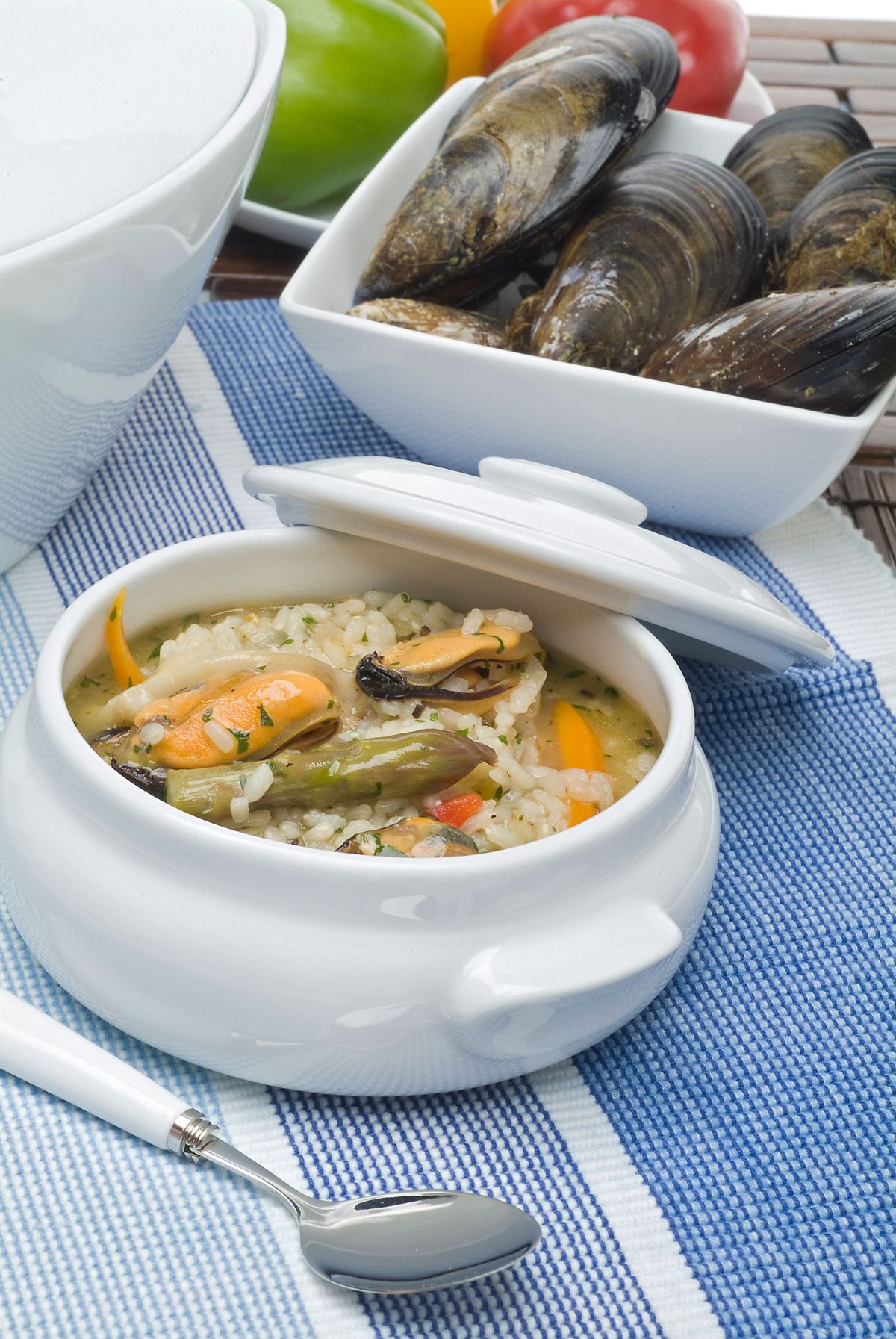 Arroz caldoso de mejillones y verduras