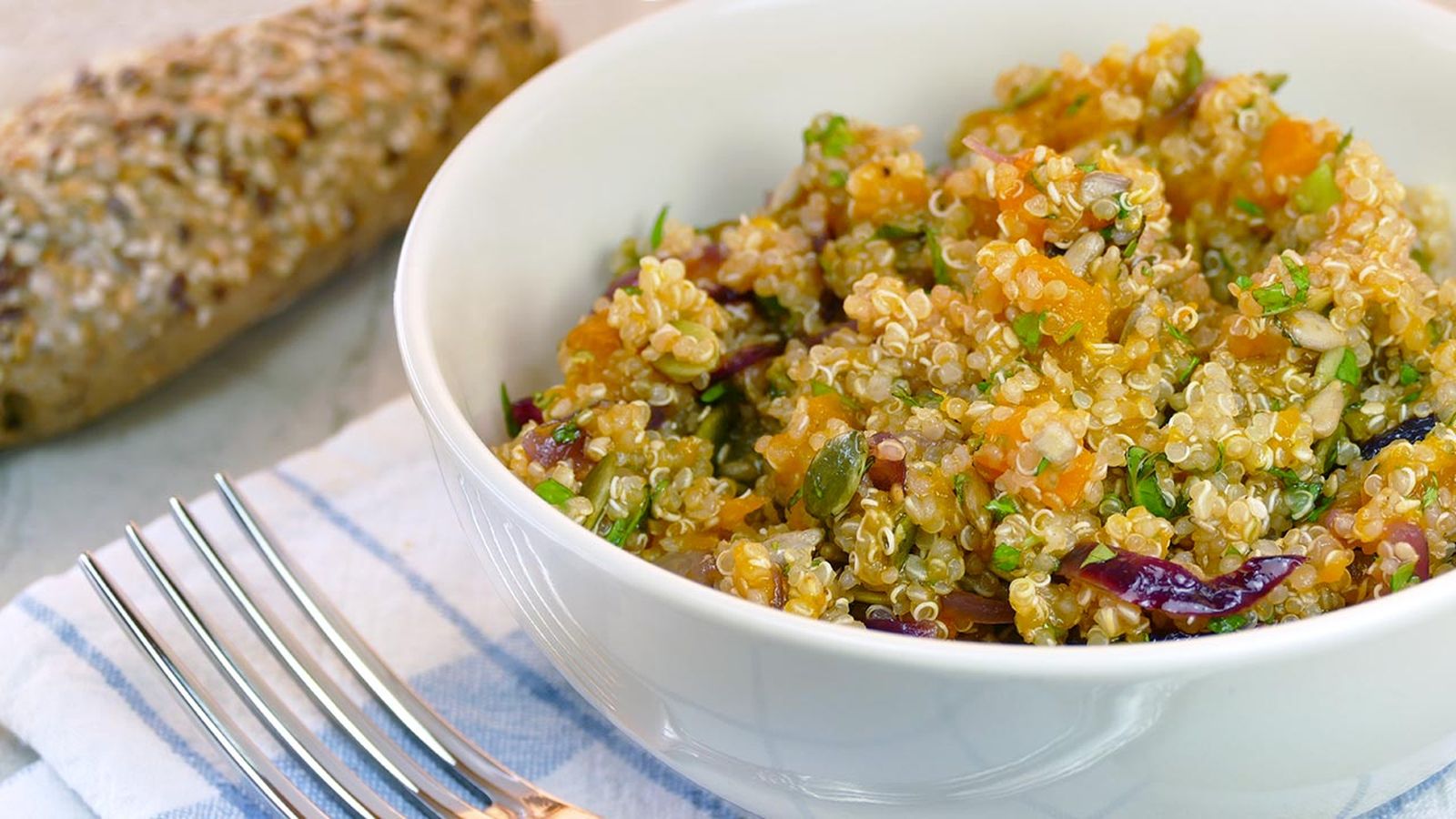 Receta de ensalada de quinoa y calabaza Receta de ensalada de quinoa y calabaza