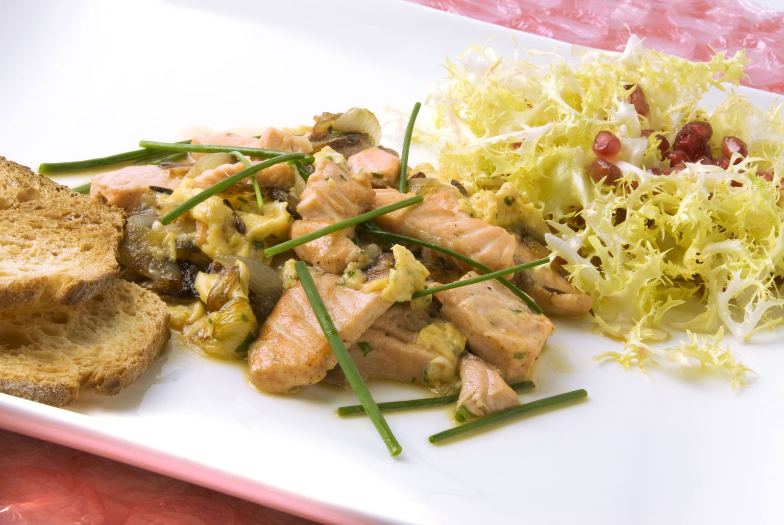 Revuelto de salmón