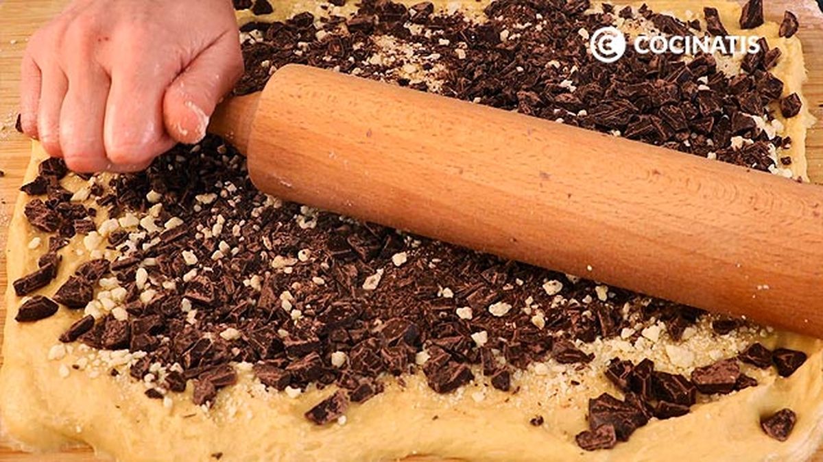 Receta de panettone de chocolate, postre italiano de Navidad  paso 3