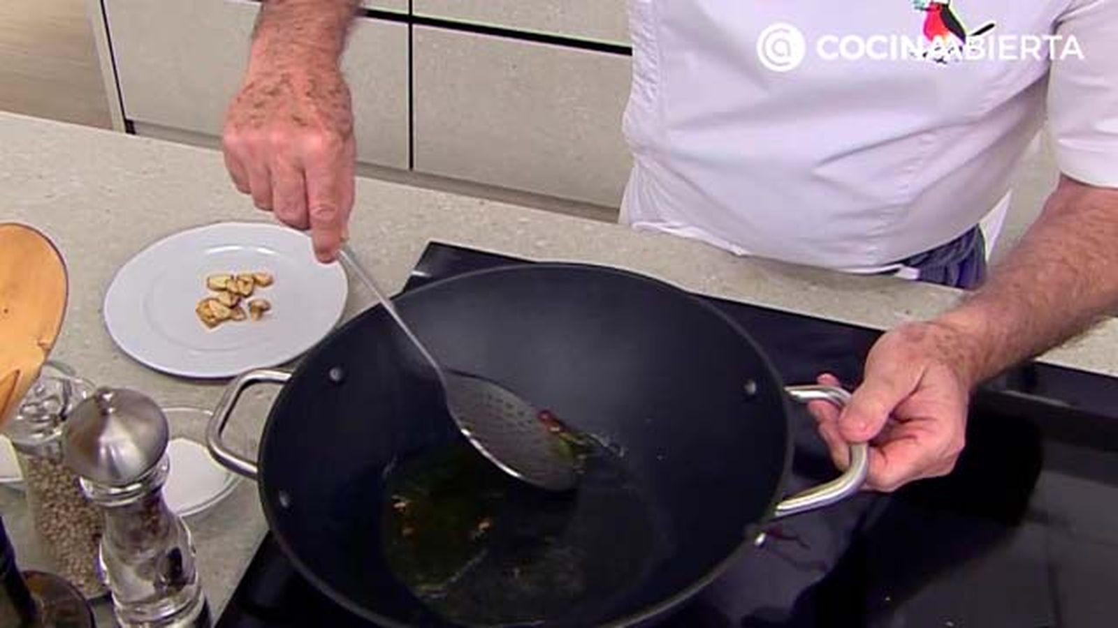 KARL6989 gulas guisantes p3 KARL6989 gulas guisantes p3