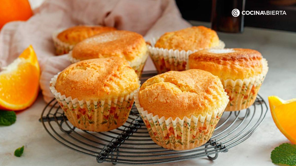 Magdalenas en freidora de aire, esponjosas y fáciles de hacer