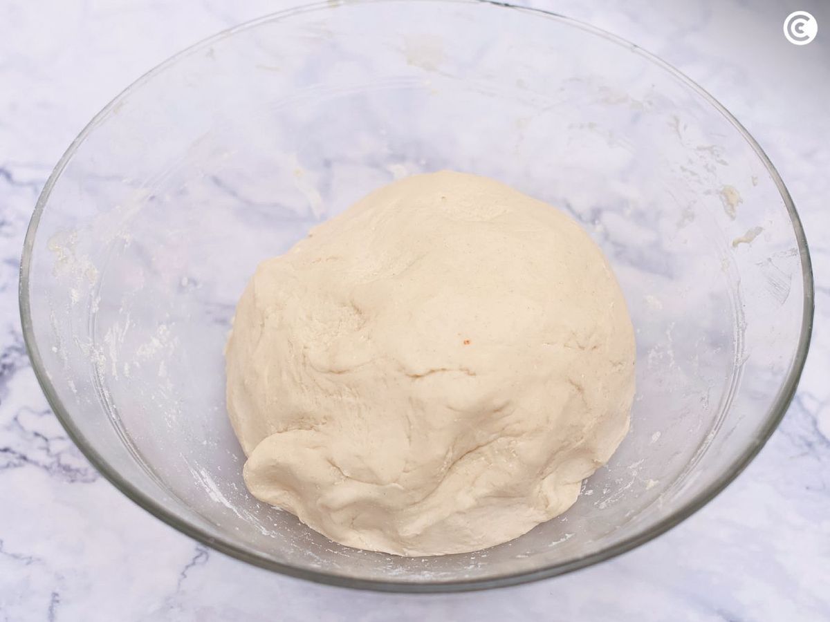 Dejar reposar la masa panzerotti