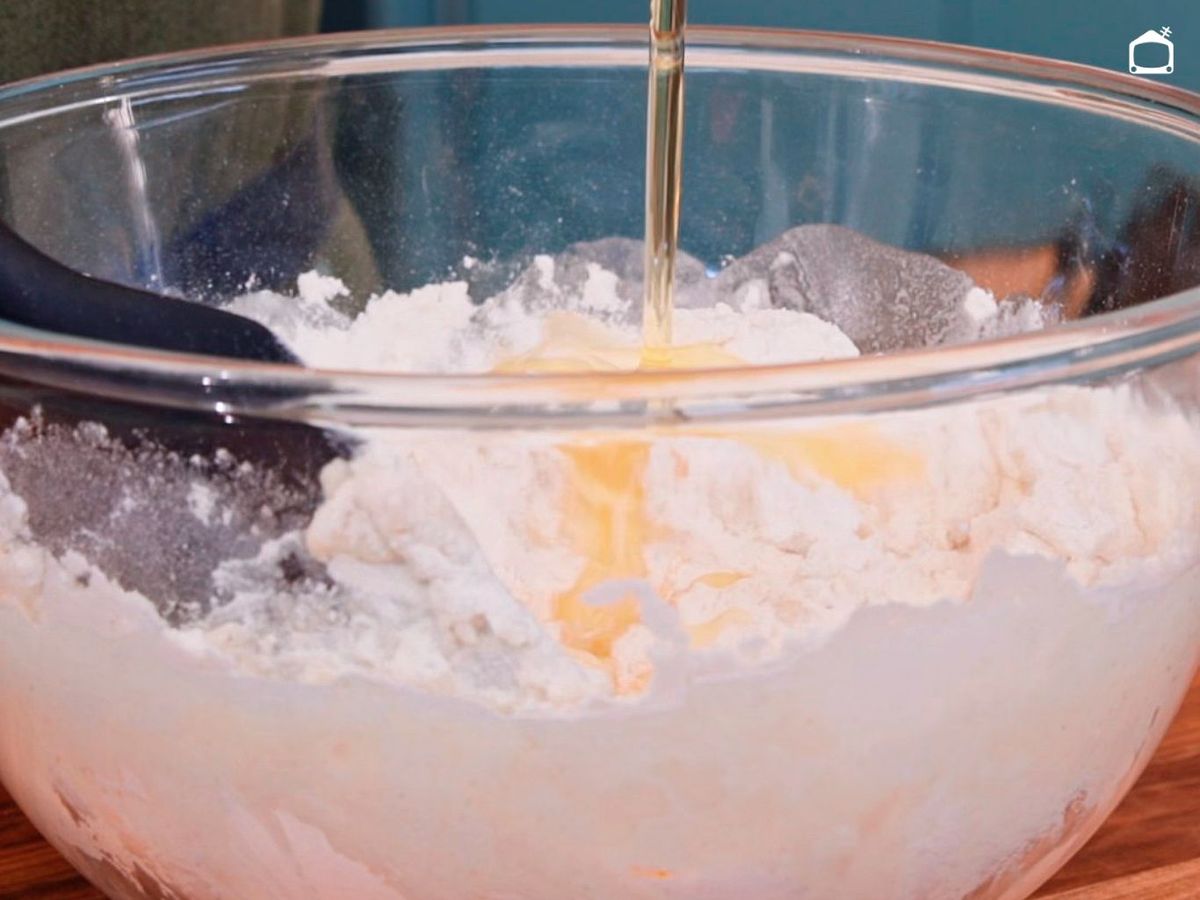 Preparar la masa de la empanada gallega