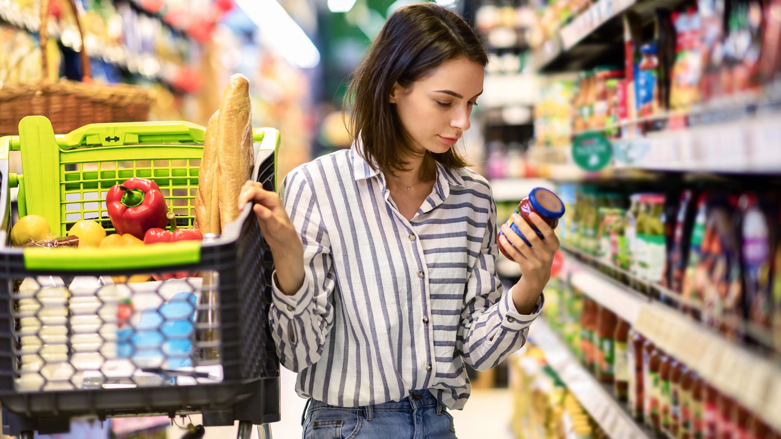 Leer las etiquetas de los alimentos puede ser complicado