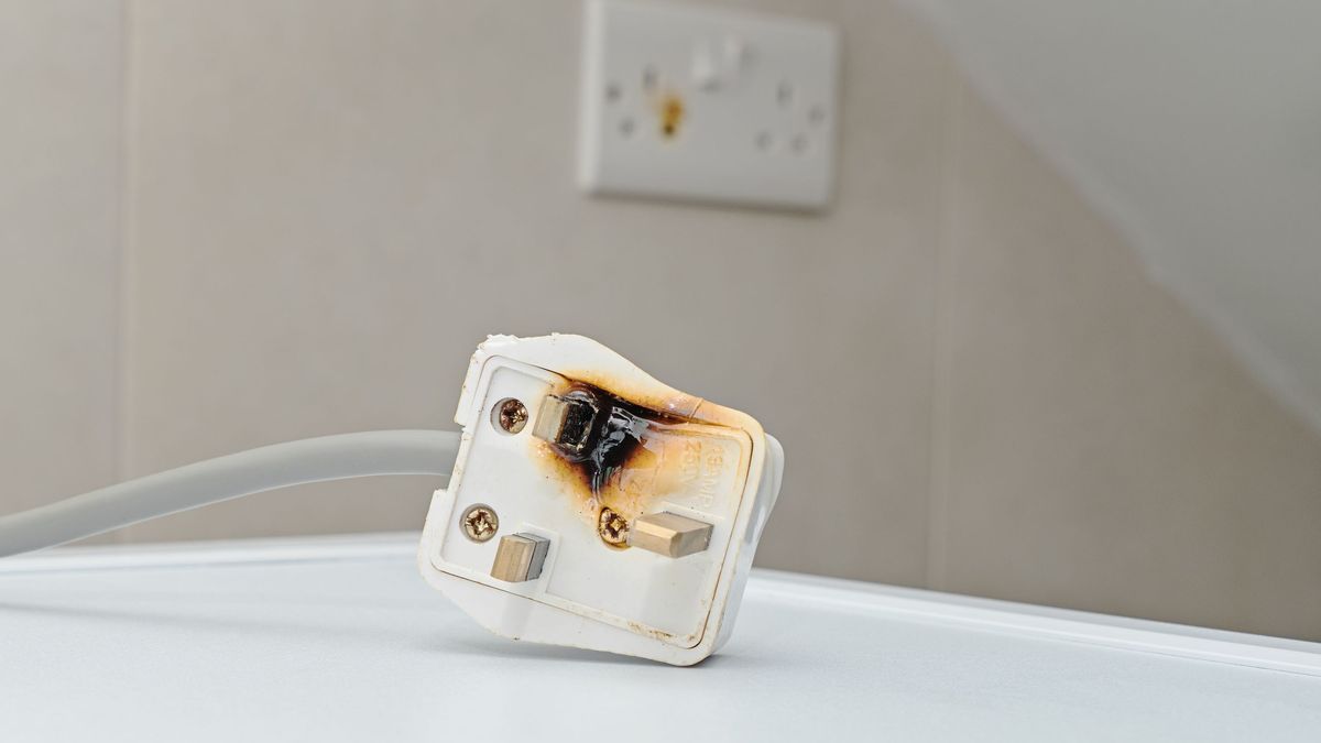 Los chispazos o ruidos raros son síntoma de que algo va mal