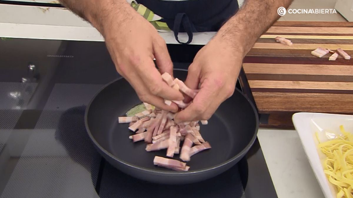 Pasta carbonara huevo poche paso 2