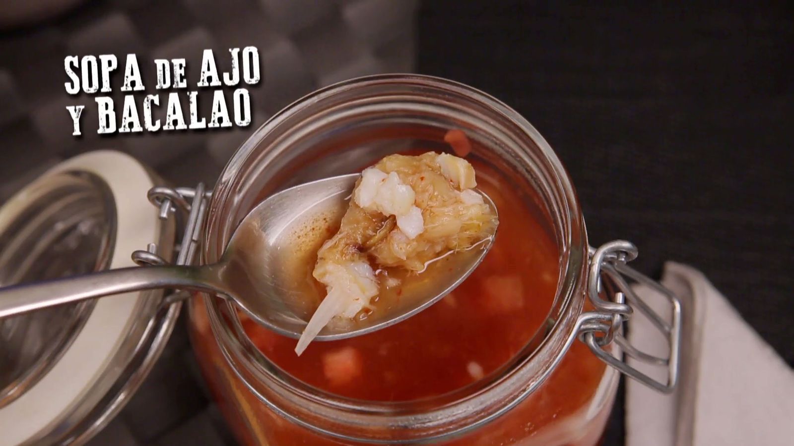 CABI0052 Sopa ajo tomillo bacalao xl CABI0052 Sopa ajo tomillo bacalao xl