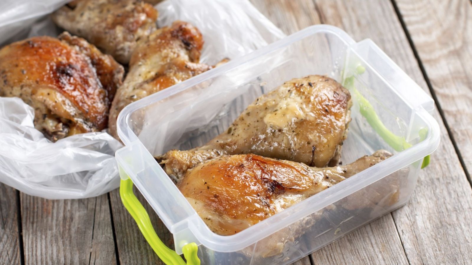 Te contamos cuánto tiempo dura el pollo cocinado en la nevera
