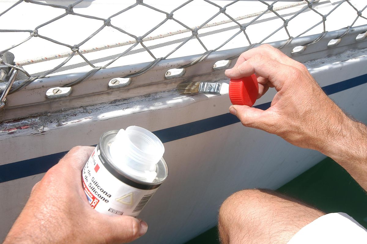 Arreglo de junta en una embarcación paso 1