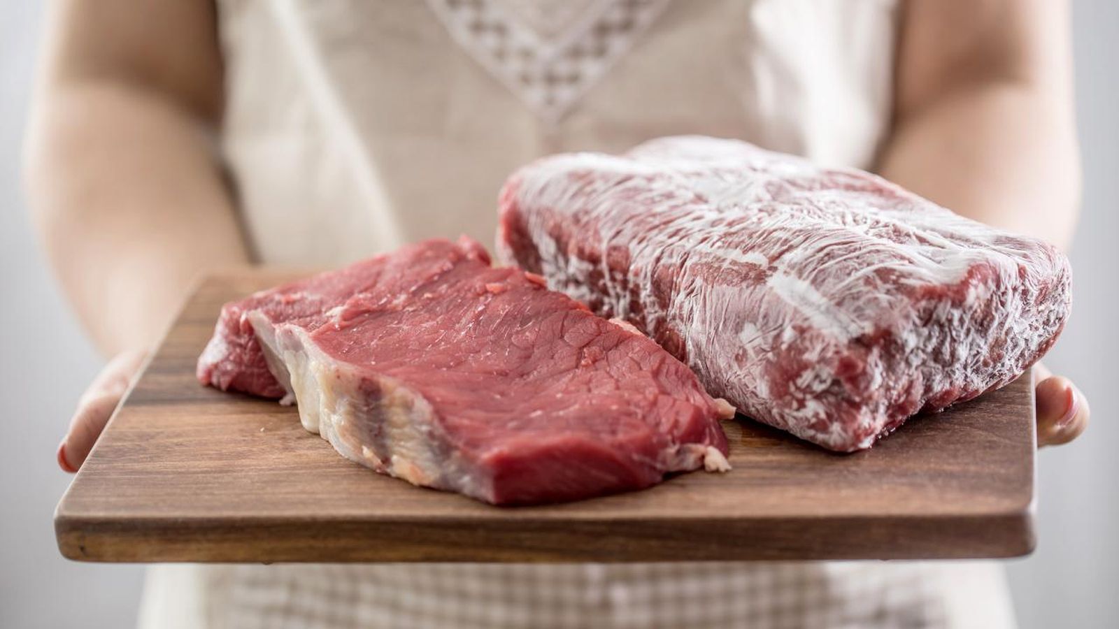 Cómo descongelar la carne de forma segura