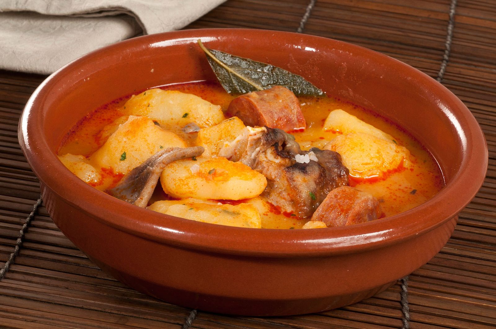 1709 Patatas a la riojana con oreja (893) xl 1709 Patatas a la riojana con oreja (893) xl