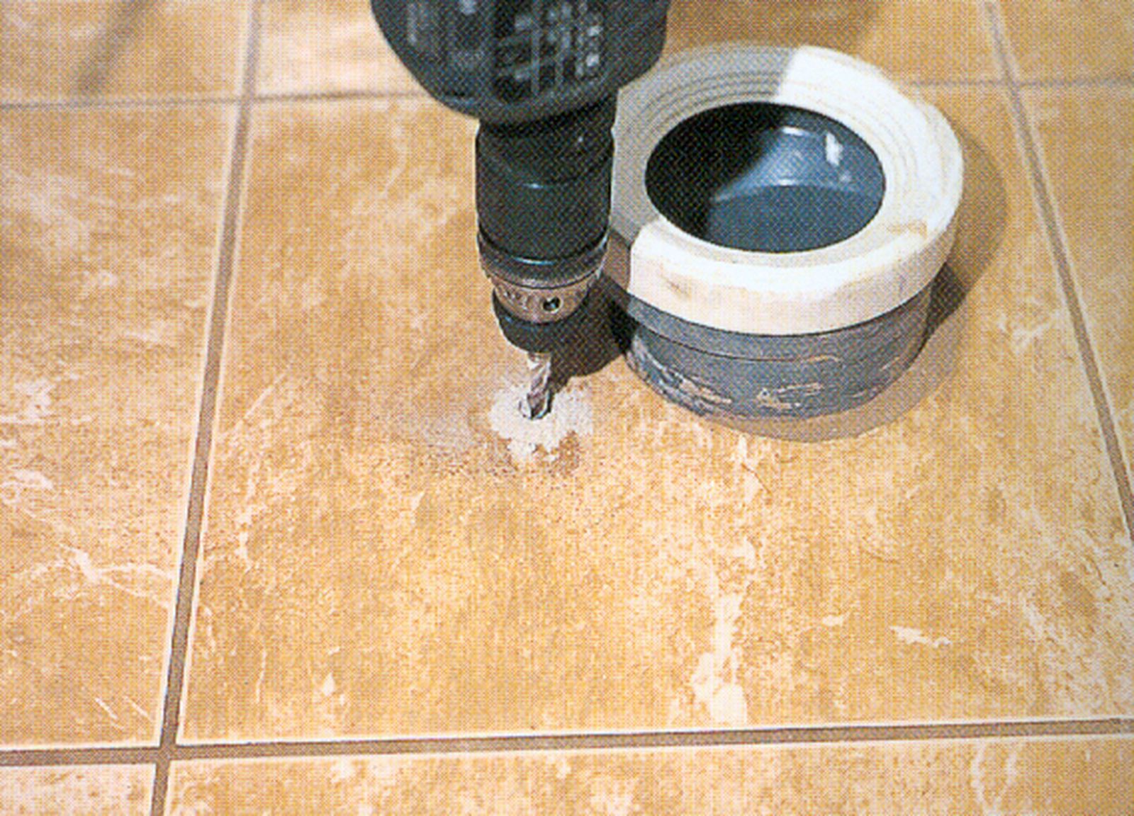 Cómo instalar sanitarios de baño paso 3 Cómo instalar sanitarios de baño paso 3