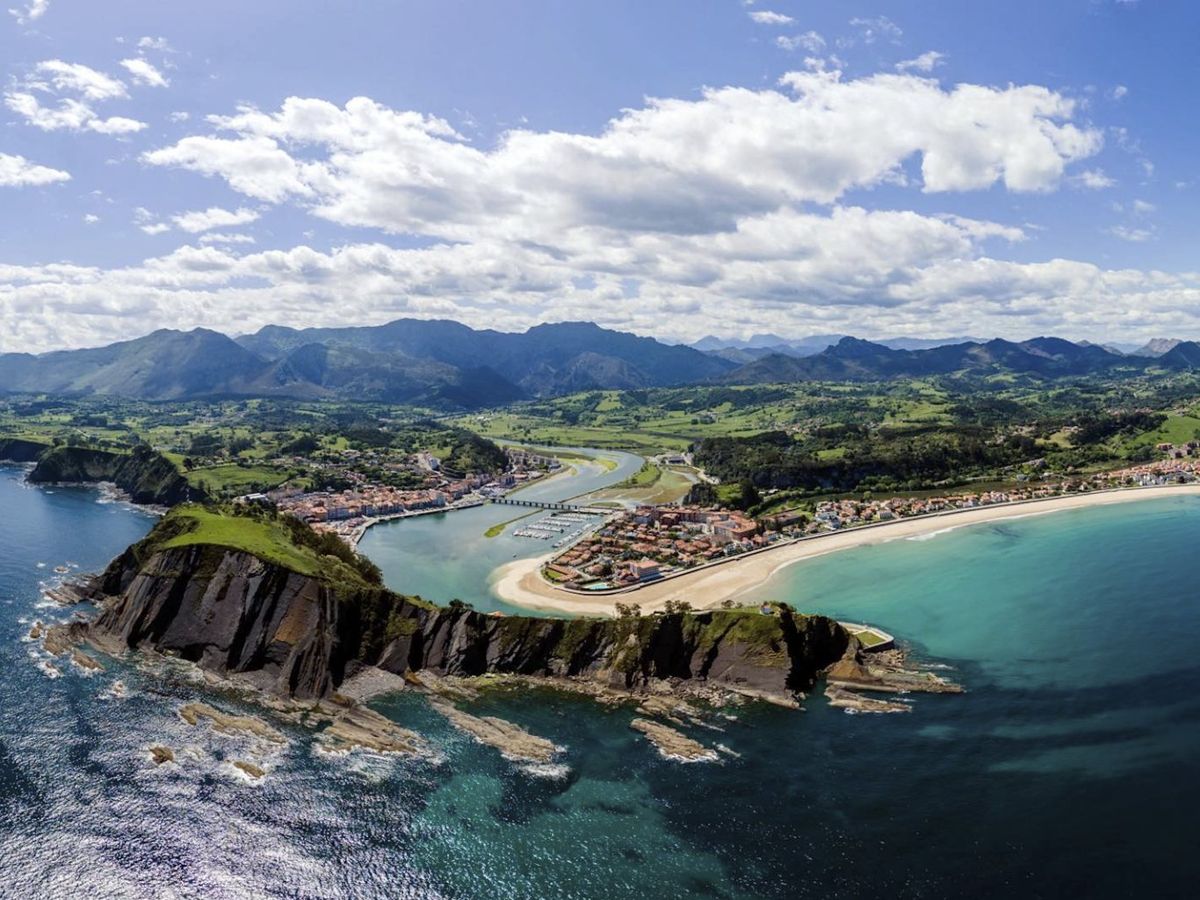 Ribadesella es uno de los pueblos que la Guía Michelin recomienda visitar