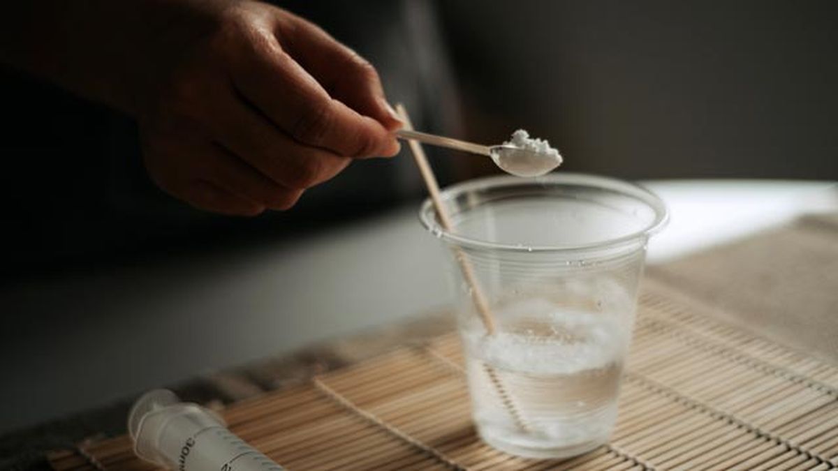 como quitar la grasa de la cocina con bicarbonato de sodio