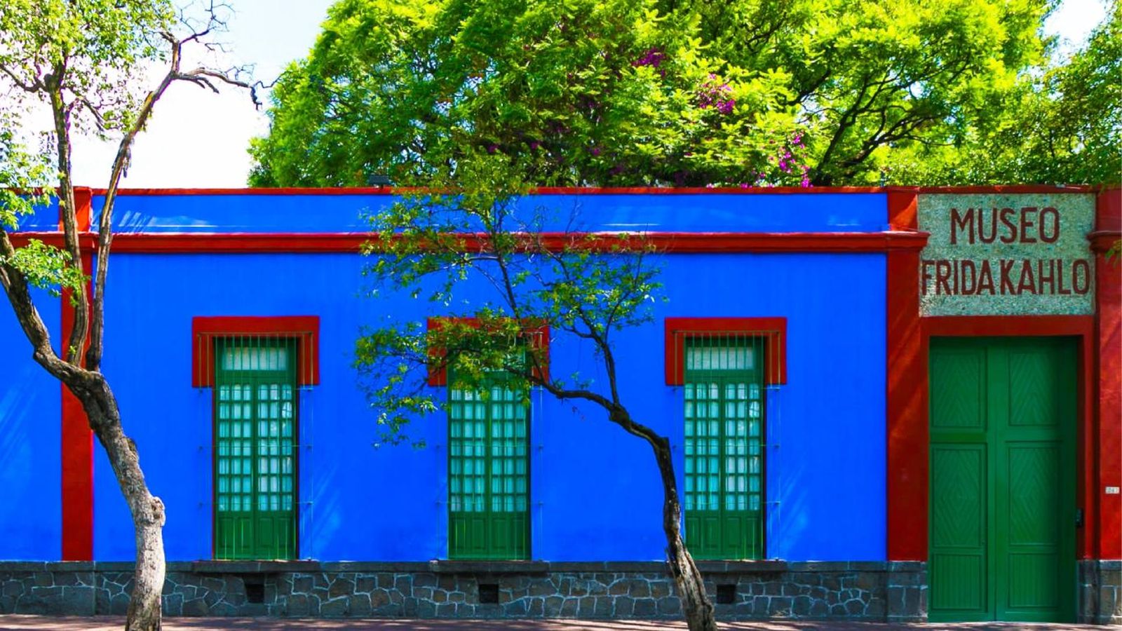 Museo Casa Azul de Frida Kahlo. Museo Casa Azul de Frida Kahlo.