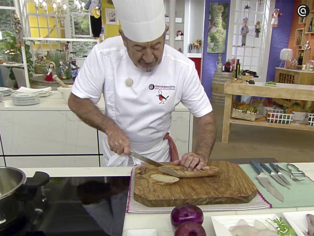 Tuesta y maja el pan